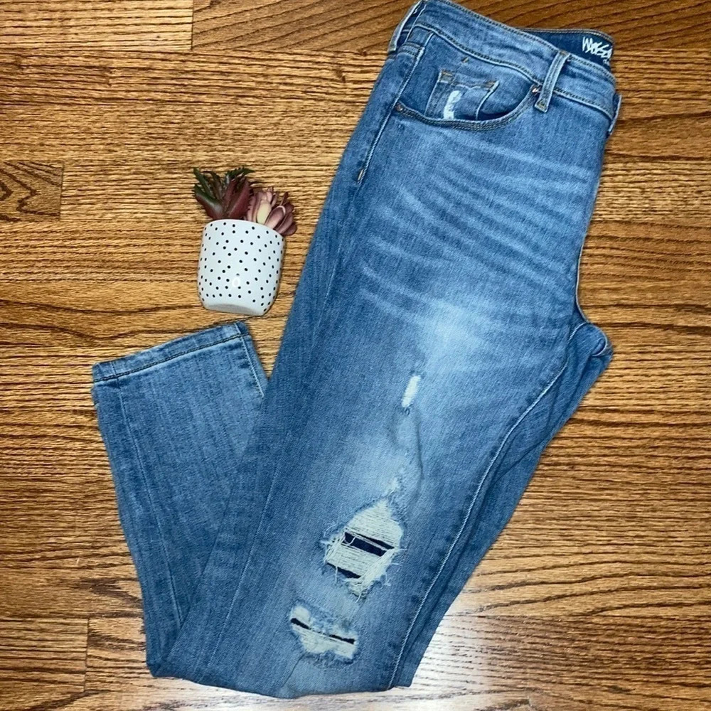 Mossimo Distressed Skinny Jeans Sz: 6/28